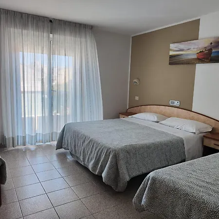 Hotel Villa Lina Angolo Viale Dante-3